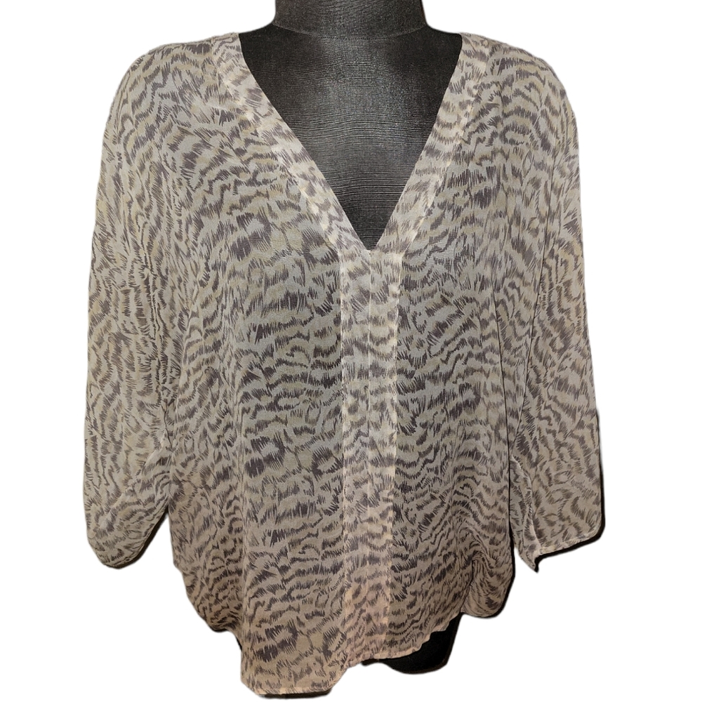 Gypsy 05 Anthropologie Sheer Abstract Leopard 3/4 Sleeve Blouse sz XS
